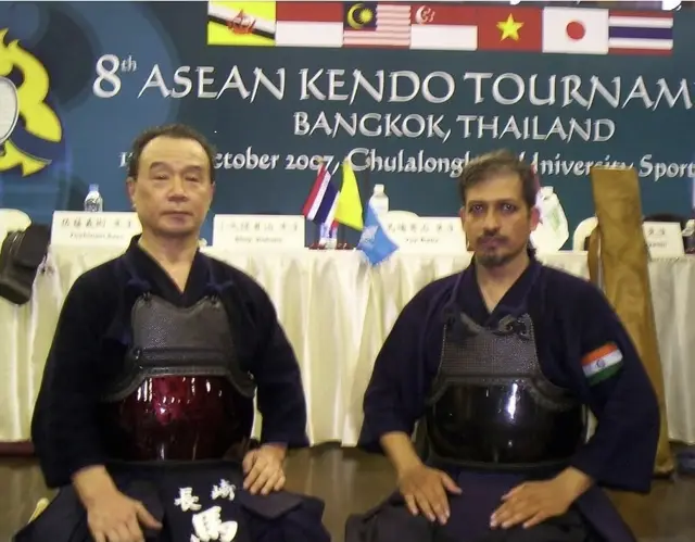 Prof. Siddiq with Kyoshi Yuji Baba Sensei at the 8th ASEAN Kendo Tournament, Bangkok, 2007
